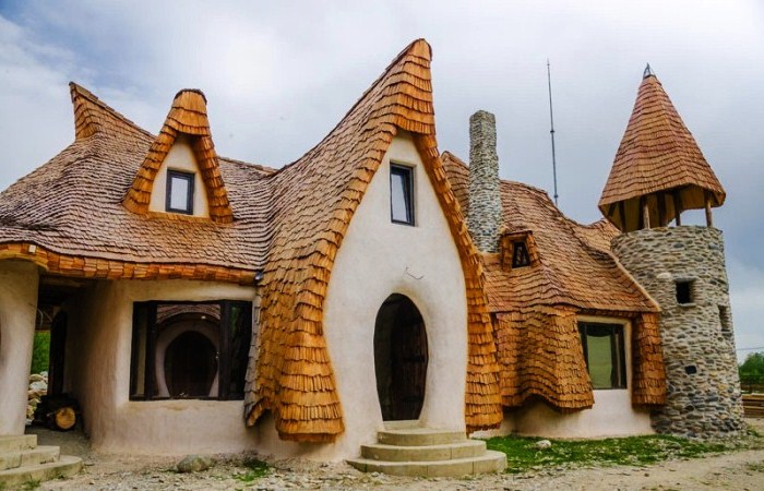 Eco-Friendly Brothers Grimm-Inspired Castle Hotel